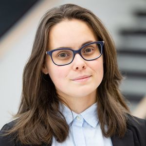 Meet your Posher, Christiane